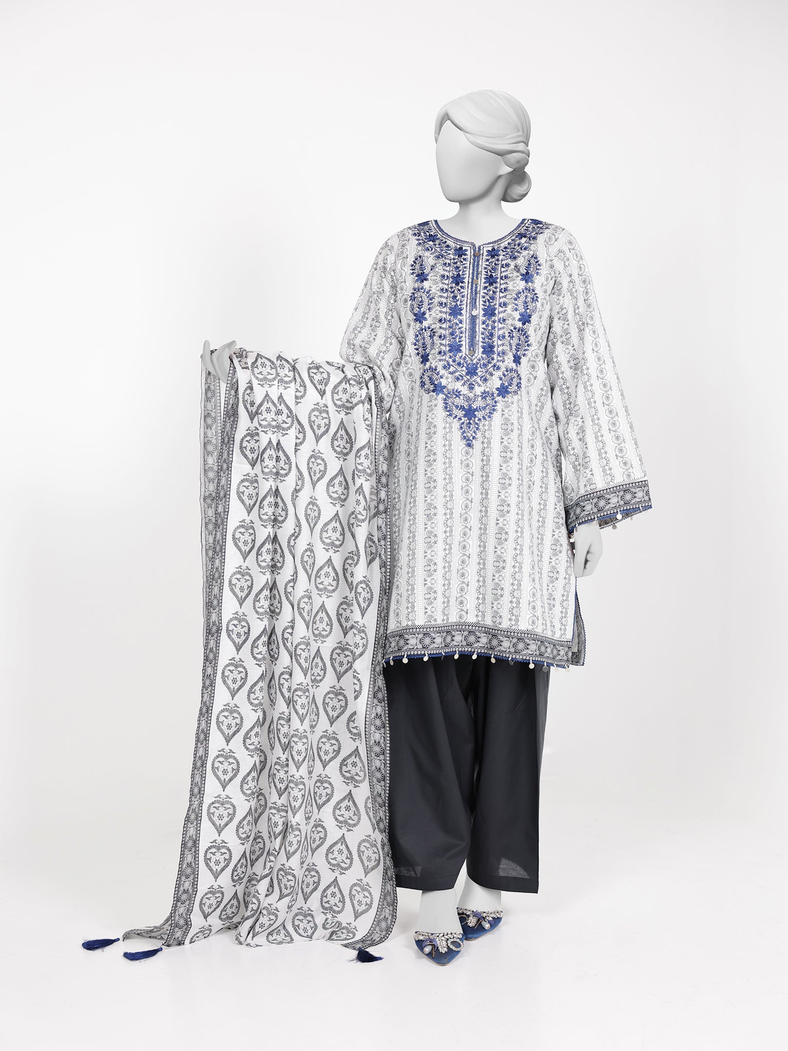 3Pc Stitched Lawn Embroidered Suit | PLSE251130